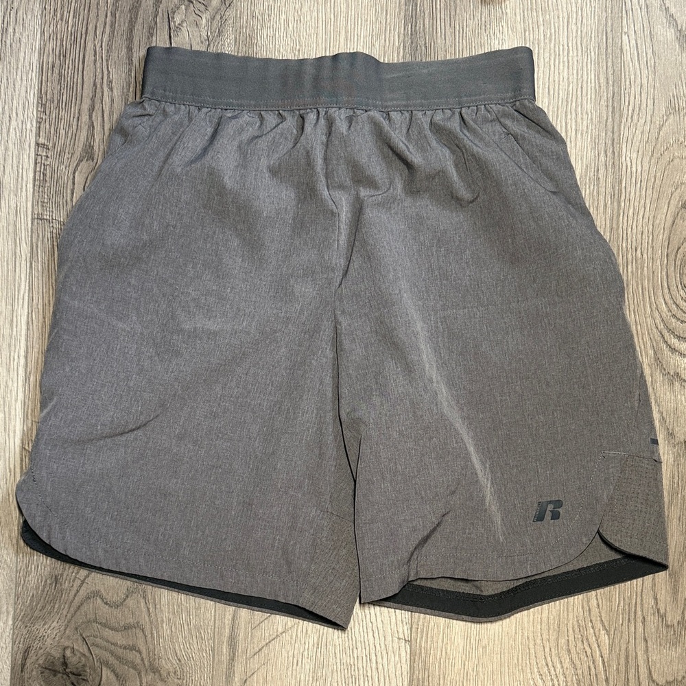 Russell Athletics Gray Men's Shorts Size Small